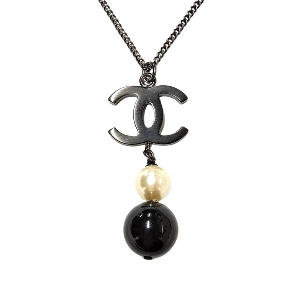 CHANEL Authentic Black Pearl Logo Necklace
